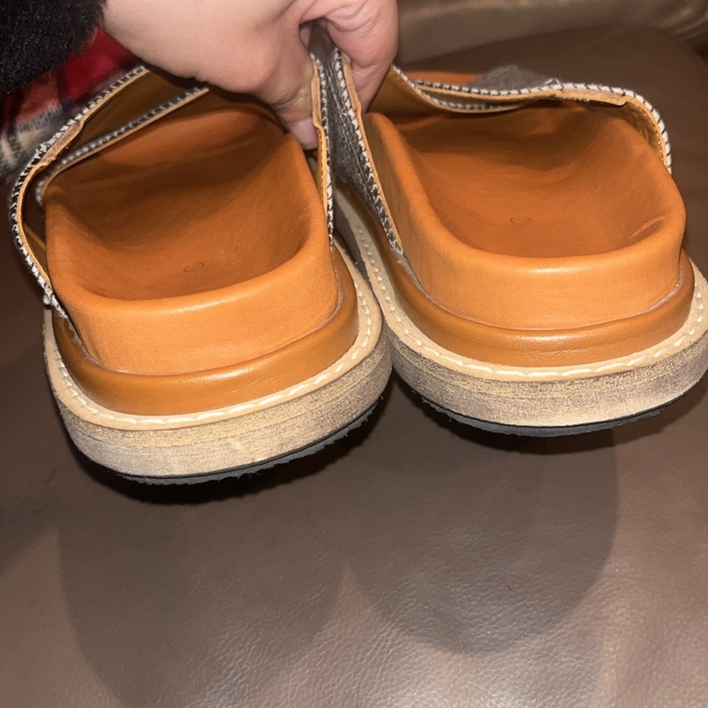 ALOHAS Brown Leather Footbed Houndstooth Crisscross Sandals - Picture 3 of 7